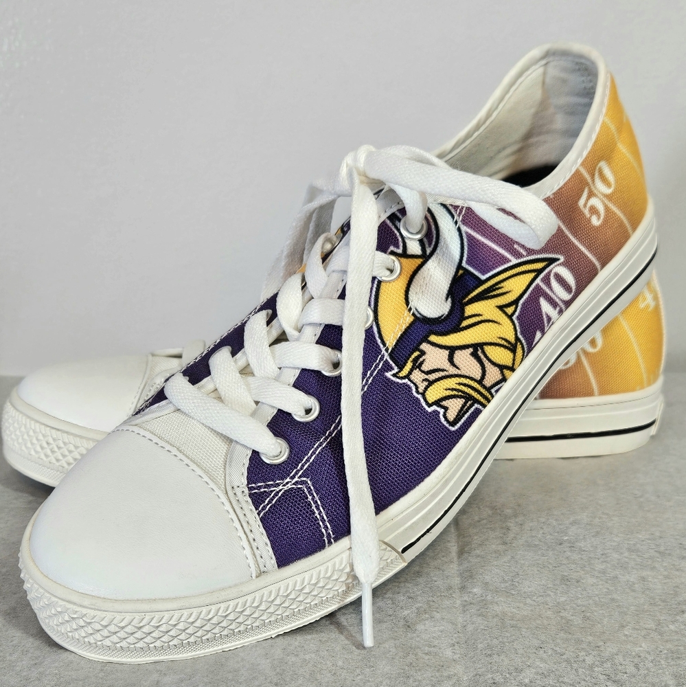 Minnesota Vikings UniSex Canvas Sneakers,  All Amibitions Brand, Men Sz 7/Women
